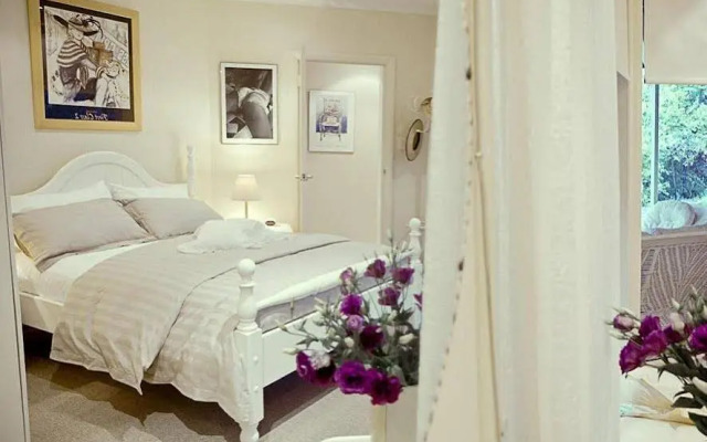 The Gallery Bed and Breakfast