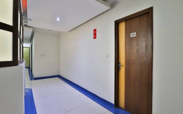 OYO 12945 Hotel President