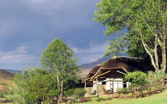 Cathedral Peak Hotel