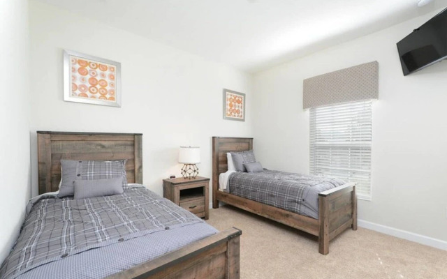 5 Bedroom Villa at Storey Lake