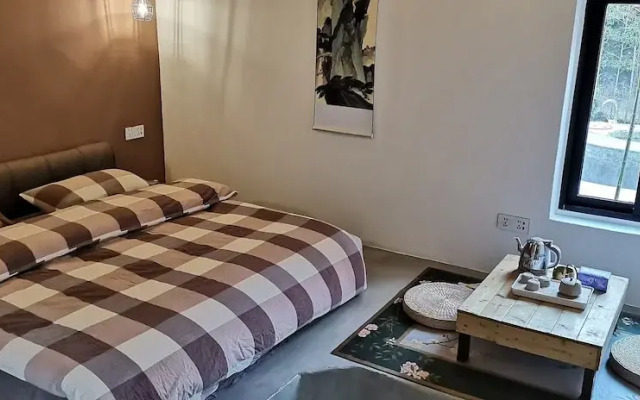 Serenity Courtyard Hotel