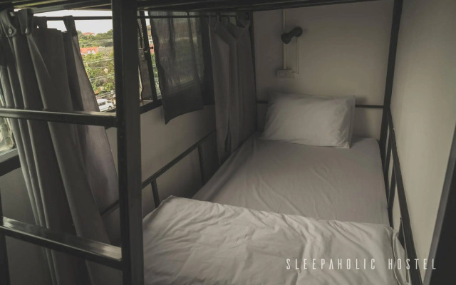 Sleepaholic Hostel