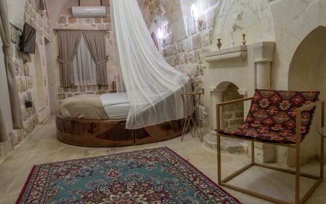 Ana Talia House