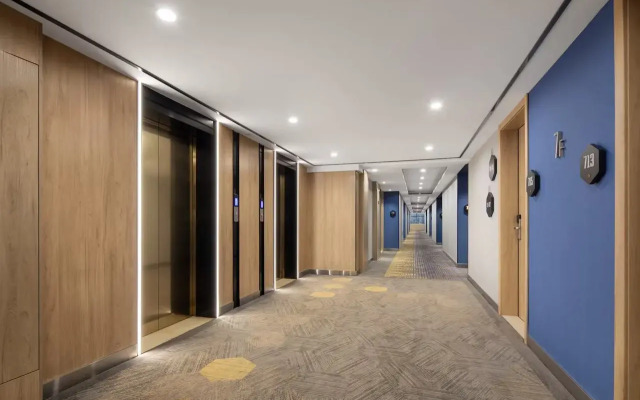 Microtel by Wyndham Kunming Guandu