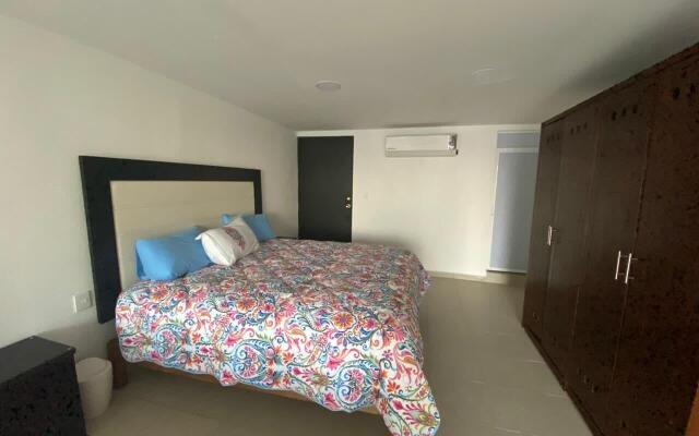 Club de Playa Dioses y Reinas