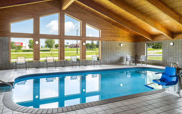 AmericInn by Wyndham Alexandria