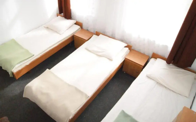 Dom wypoczynkowy Szarotka&Krokus