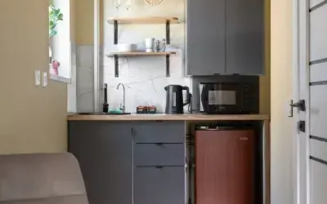 Посутки на Тургенева 14