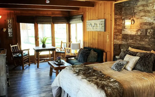 Grey Squirrel Resort