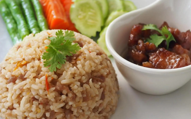 Luck Swan Boutique (SHA Plus+)