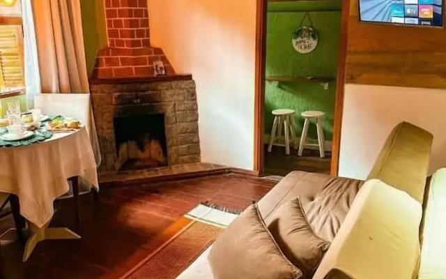 Chalé com hidro e café da manhã