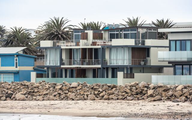 The Pearls Beach Pods