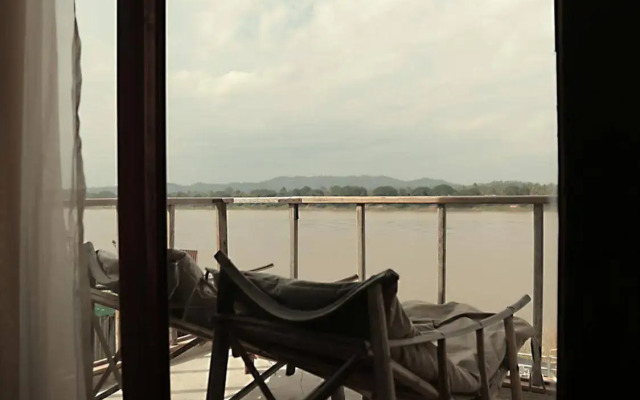 Suneta Hostel Chiangkhan