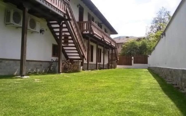 Odmor Guest House