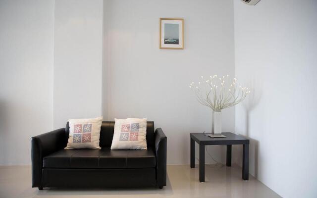 Mosaic Condominium by Malai