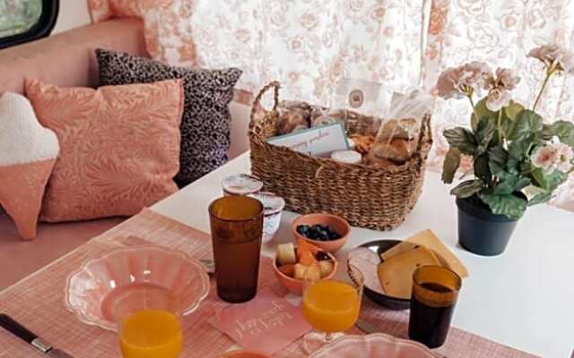 Het Caravannetje B&B - retro glamping
