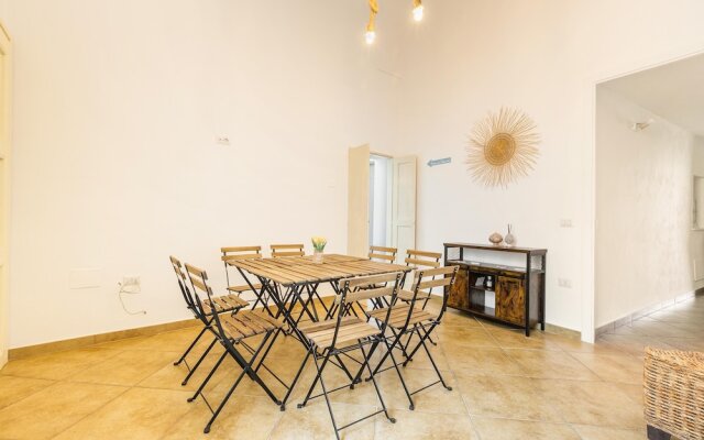 3185 Una Finestra sul Porto by Barbarhouse