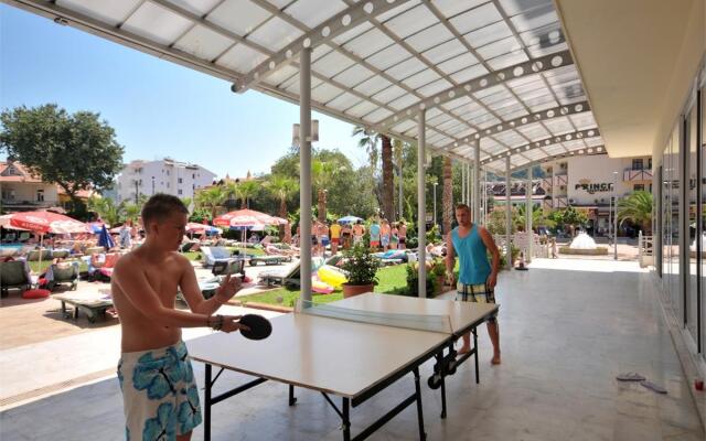 L’etoile Beach Hotel