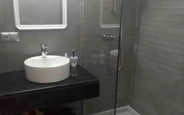 Apartment Modern, 2chambres,2terrasse,iptv,parking