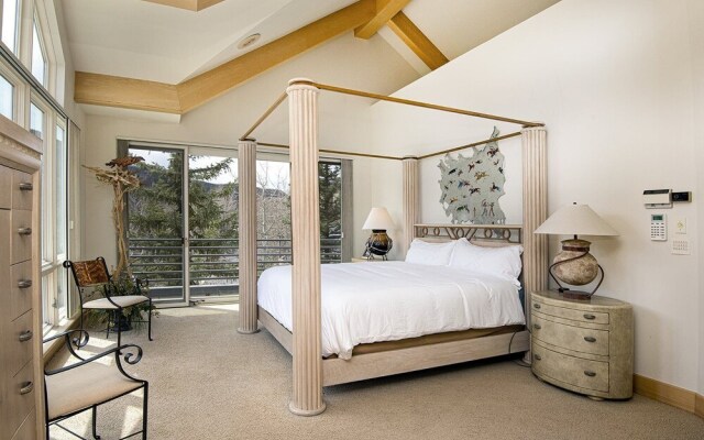 Sandstone Chalet