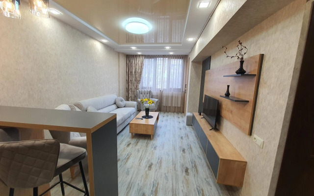 Vip House