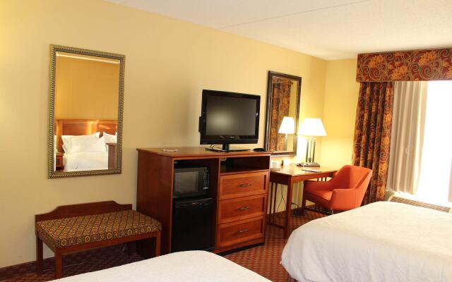 Hampton Inn McHenry