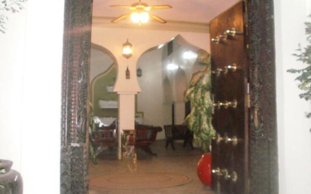 Asmini Palace Hotel