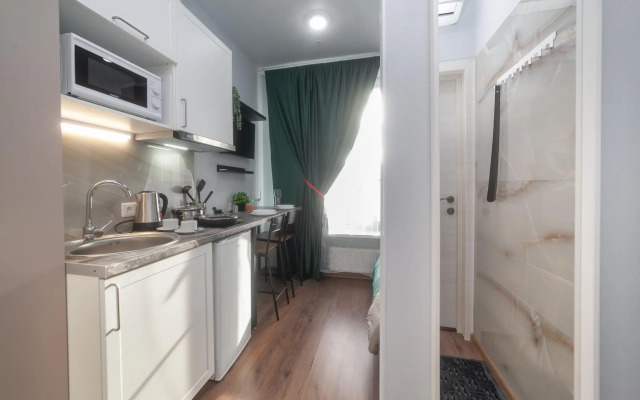 Санди на улице  Корабельная