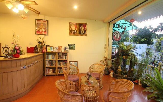 Chada Guesthouse Hua Hin