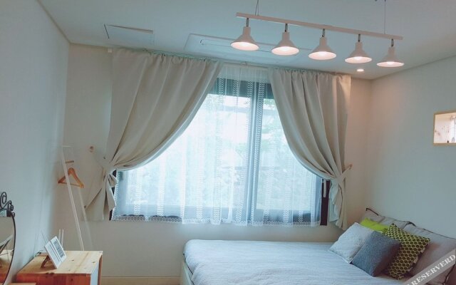 Bombom Guesthouse