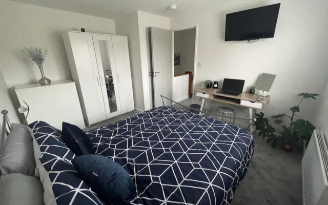 Immaculate 1-bed House in Didcot