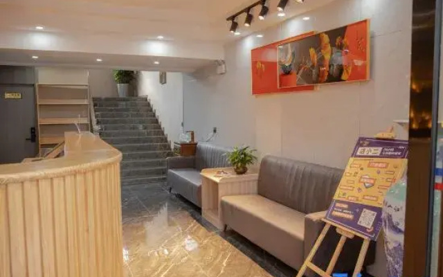 Pod Inn Hotel (Chuxiong Longjiang Road Bus Station)