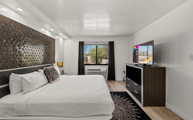 Hotel Zazz