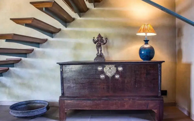 RedhomeX Historic Bungalow