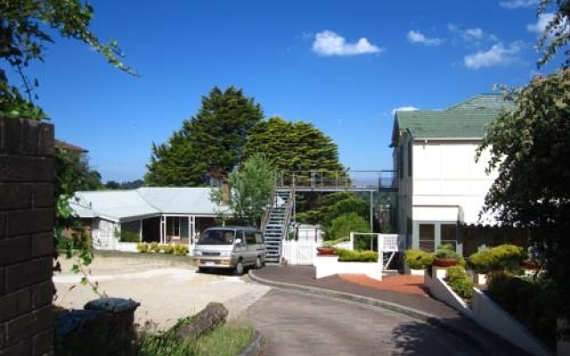 The Cecil Guesthouse