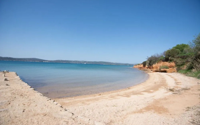 Mobile Home Septarian 2