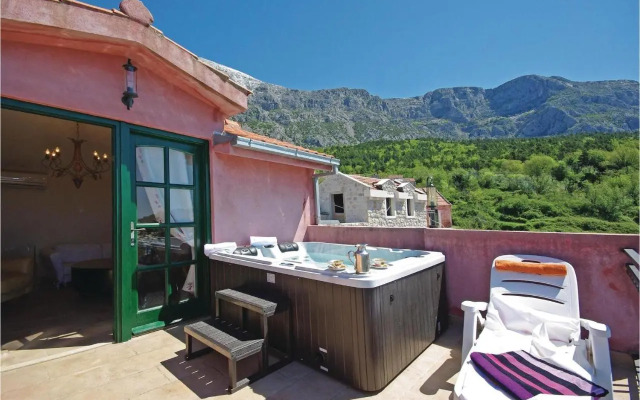 Holiday home Gornji Tucepi-Srida sela bb II