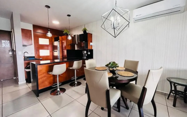 Palmilla Apartments