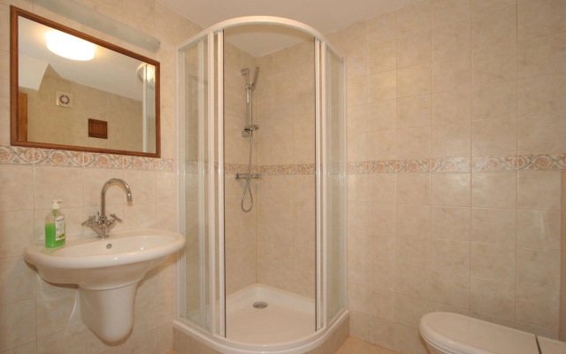 Residence Thunovska 19