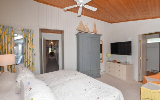 Ocean Village D40 Sandpiper by Long & Foster