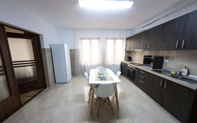 Travel Homzzz Apartments