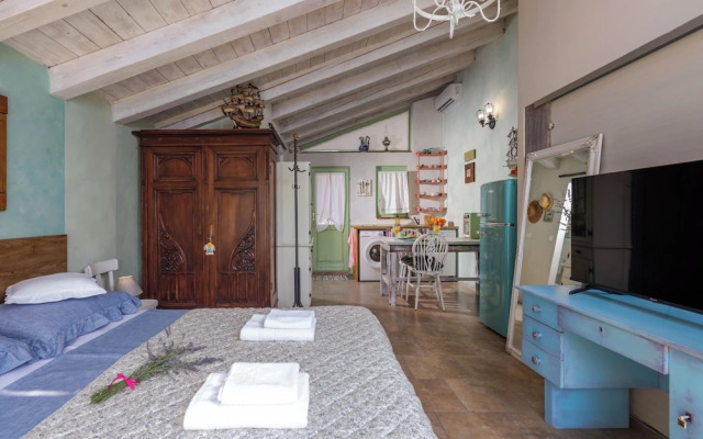 Tiny House With Private Pool Kostrena