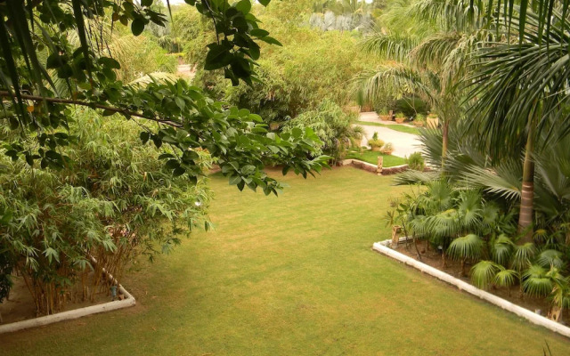 Aarohi Starz Club & Spa