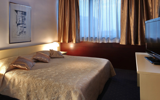 Hotel Slavija Garni