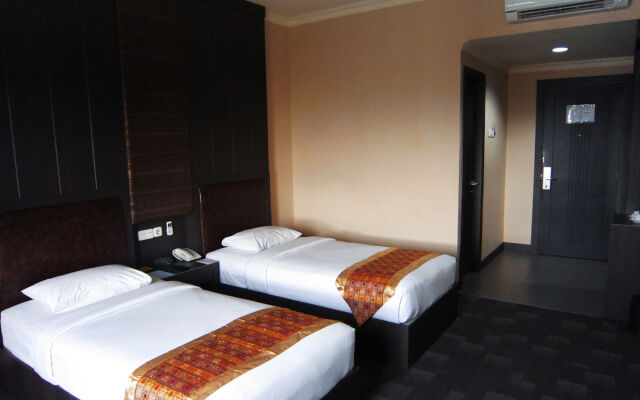 Furaya Hotel