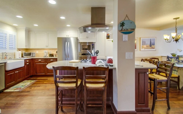 Gorgeous Ocean View Condo with Pool & Spa SURF9 by RedAwning