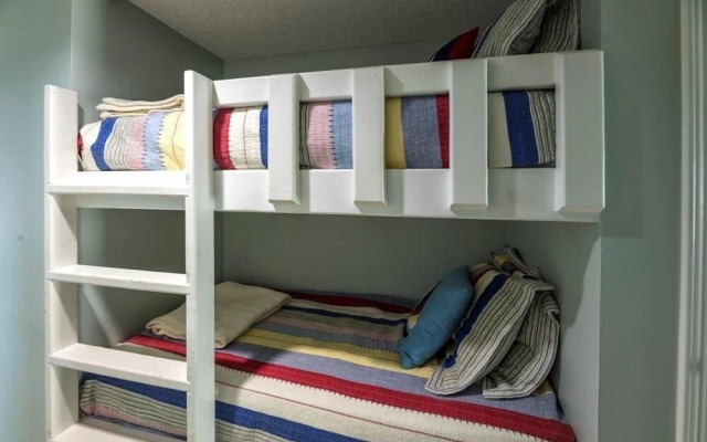 Tradewinds 408 1 Bedroom Condo