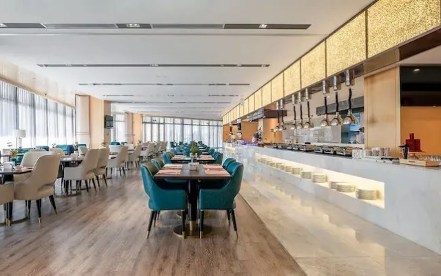 Wuhu Suning Universal Hotel