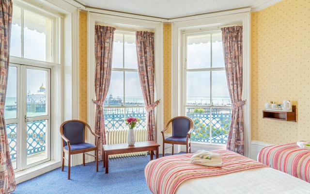 Queens Hotel