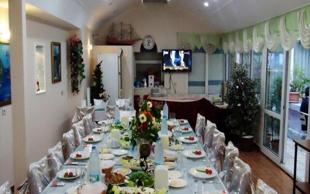 Vatan Hotel